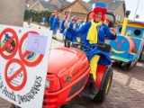 15 IMG 1035 Carnavalsoptocht 2015 DezeFoto : 2015, Adjudant, Anne, Deurningen, Jan, Prins, nettelkornkes, optocht