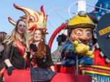 369 IMG 1568 Carnavalsoptocht 2015 DezeFoto : 2015, Adjudant, Anne, Deurningen, Jan, Prins, nettelkornkes, optocht