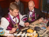 05 Sleuteloverdracht Nat Maken IMG 0939 DezeFoto : 2016, Burgermeester Cazemier, Ensink, Weerselo, andre, hugo, nettelkornkes, sleutel halen, sleutel nat maken