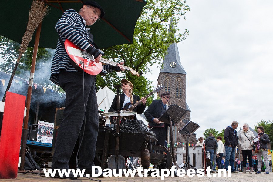 IMG 6955 Dauwtrapfeest 2015 DezeFoto